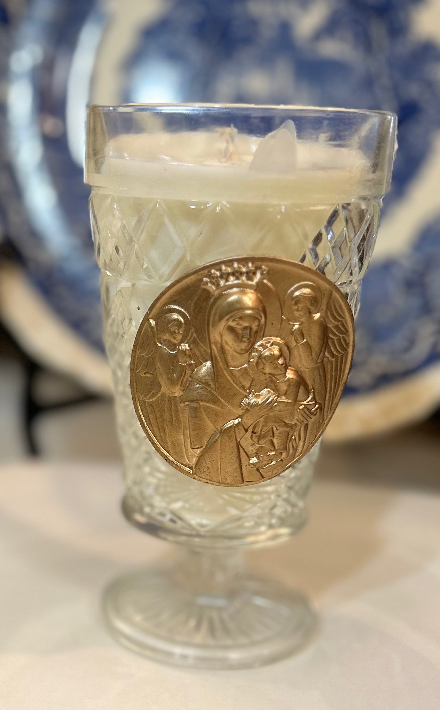 Blessed Mother with Baby Jesus surrounded by angels intaglio String of Pearls